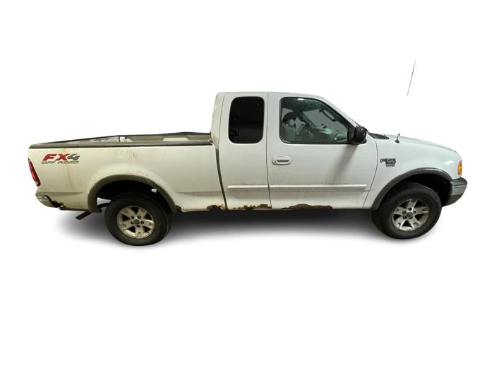 2002 ford f-150 xl-supercab-short-bed-4wd with 253075 miles for sale near elk-river, minnesota 50421a0c8c79421999594968695bfff9.jpg