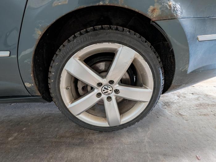 2009 volkswagen cc vr6-4motion with 219294 miles for sale near elk-river, minnesota 504f1a4e17134bcd95edc1e3314d33ee.jpg