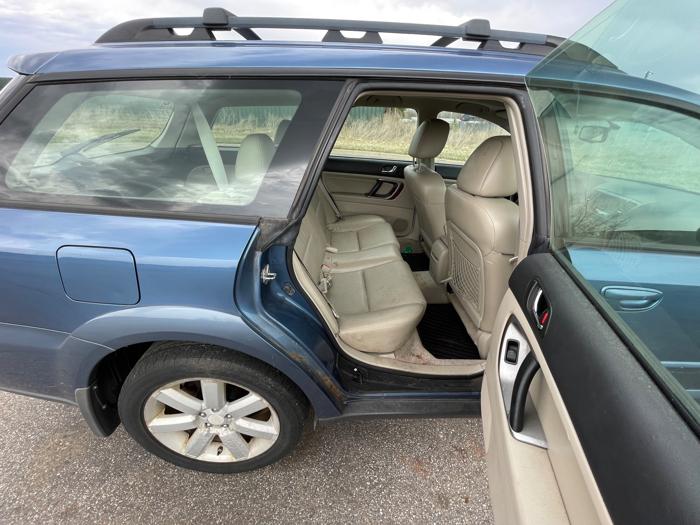 2007 subaru outback 2.5i-limited-wagon with 232089 miles for sale near elk-river, minnesota 5087812b86bb4a1d888fc4502bb7ba44.jpeg