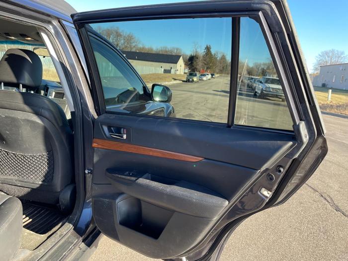 2013 subaru outback 2.5i-limited with 151995 miles for sale near elk-river, minnesota 509fac5b48a244c78757a1969e76e548.jpg