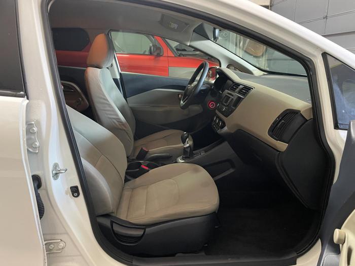 2015 Kia Rio 5-Door