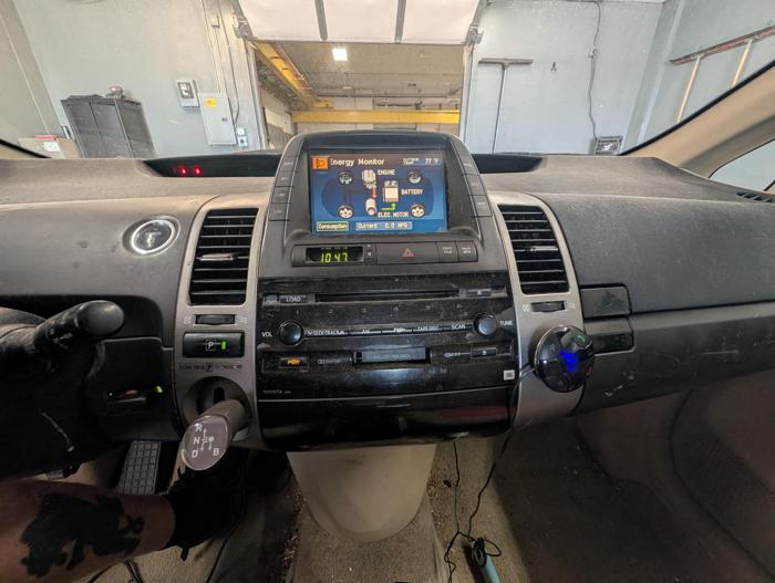 2005 toyota prius 4-door-liftback with 272841 miles for sale near elk-river, minnesota 50c4a2aeb6fd4fa293e615cbfd75d122.jpg