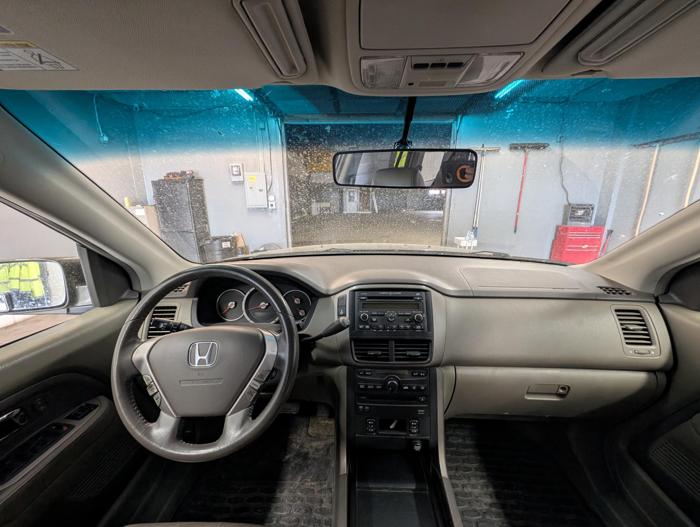 2006 honda pilot ex-4wd with 158280 miles for sale near elk-river, minnesota 50cbfd67c85e458eb33f8edaab8f6f7e.jpg