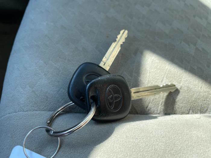 2009 toyota corolla with 150453 miles for sale near elk-river, minnesota 50def0a963e34b25a27589867f55a6e2.jpeg