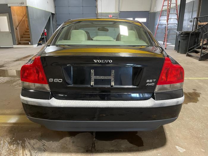 2004 volvo s60 with 200083 miles for sale near elk-river, minnesota 50e40bffdabd4911a59bbb0a872c98d2.jpg