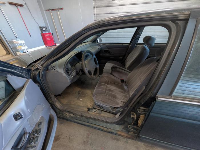 1995 ford taurus gl with 206115 miles for sale near elk-river, minnesota 50e6eb5033774cd9a5ebfbae9213f0d1.jpg