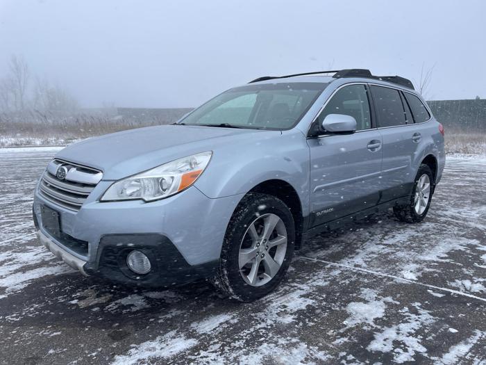 2013 subaru outback limited with 157132 miles for sale near elk-river, minnesota 50f5b0f68bf344b482b3bb4ce3e5ab6b.jpg