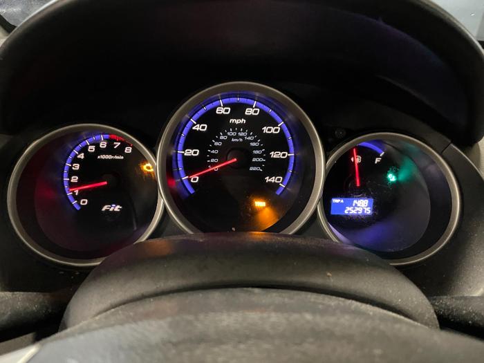 2008 honda fit with 252975 miles for sale near elk-river, minnesota 50ff2e2ce15849a38379b08486da0fa8.jpg