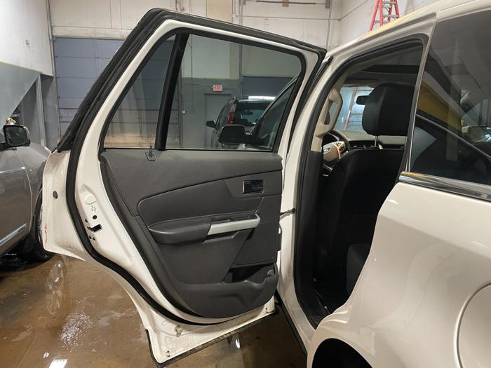 2014 ford edge limited with 200063 miles for sale near elk-river, minnesota 50fffa5a79bf4f2b8ab710ed670409a2.jpg