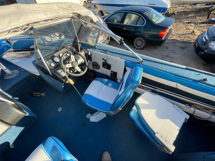 1992 spectrum- -long-fishing-boat for sale near elk-river, minnesota 511b8eca66e5434b89732ff71073b966.jpg