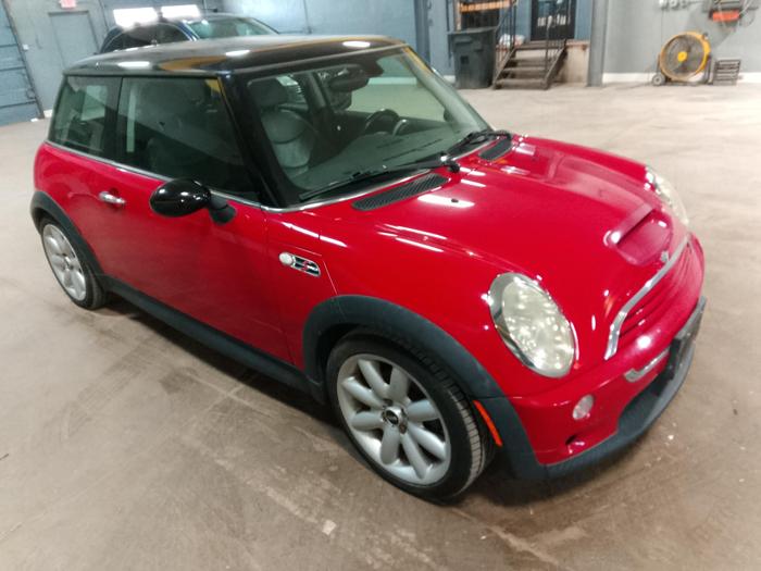 2004 mini cooper s with 46725 miles for sale near elk-river, minnesota 511be9a268324234b1ebca1e2cd6a34c.jpg