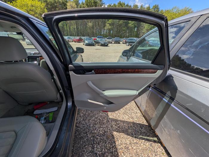 2013 volkswagen passat 2.0l-tdi-se-at for sale near elk-river, minnesota 5122221ea4eb46b5988f31df22b5dd8e.jpg