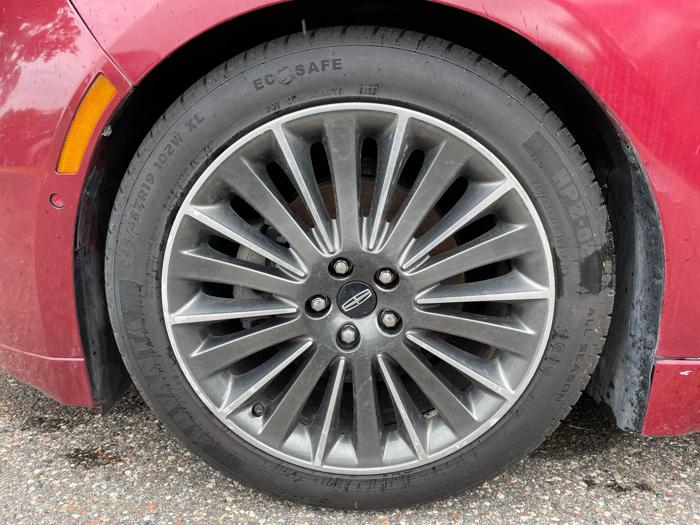 2014 Lincoln MKZ