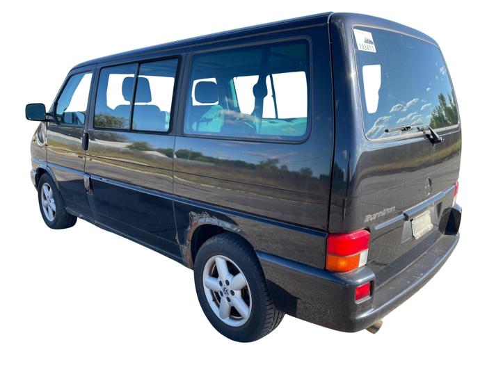2003 volkswagen eurovan gls with 153144 miles for sale near elk-river, minnesota 512aae8de851414fabb9f271aa47dcb1.jpg