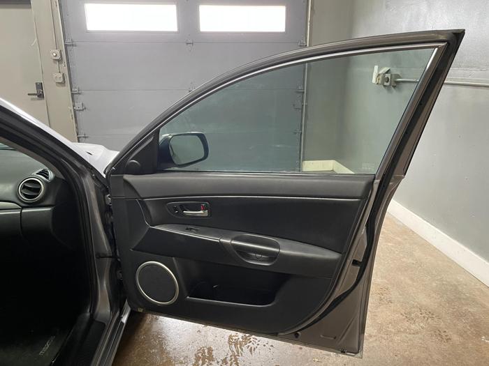 2004 Mazda Mazda3