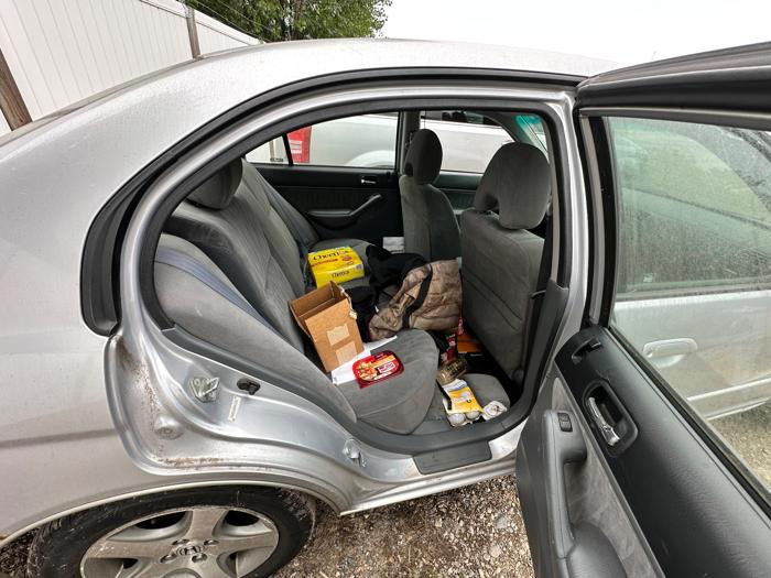 2004 honda civic ex-sedan-at with 166546 miles for sale near elk-river, minnesota 5188baae88e04d46a9184e87be0ef922.jpeg