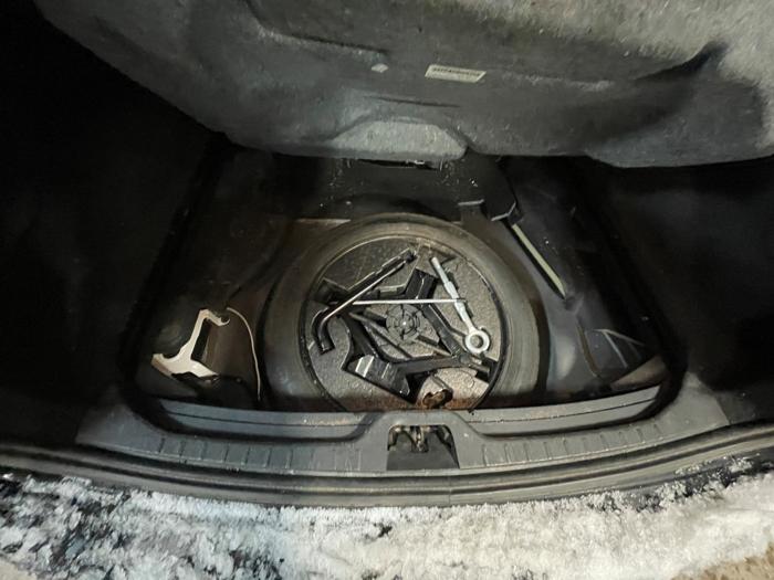 2011 volvo xc60 3.2 with 206105 miles for sale near elk-river, minnesota 51a746f5abb8430aa540e1d62b3d129e.jpeg