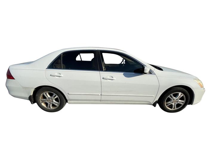 2007 honda accord ex-l-sedan-at with 221067 miles for sale near elk-river, minnesota 51d8ffa855d341fab935183386f8c6cd.jpg
