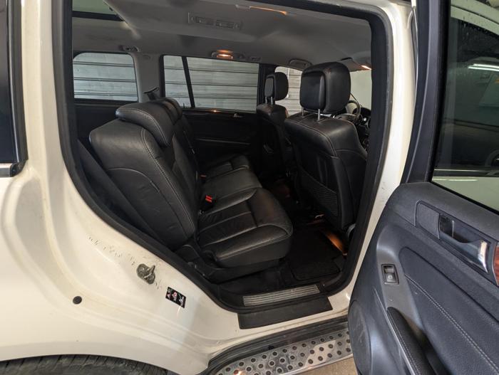 2007 mercedes-benz gl-class gl450 with 195899 miles for sale near elk-river, minnesota 51fdeaf256f34f42894b98e68e24c512.jpg