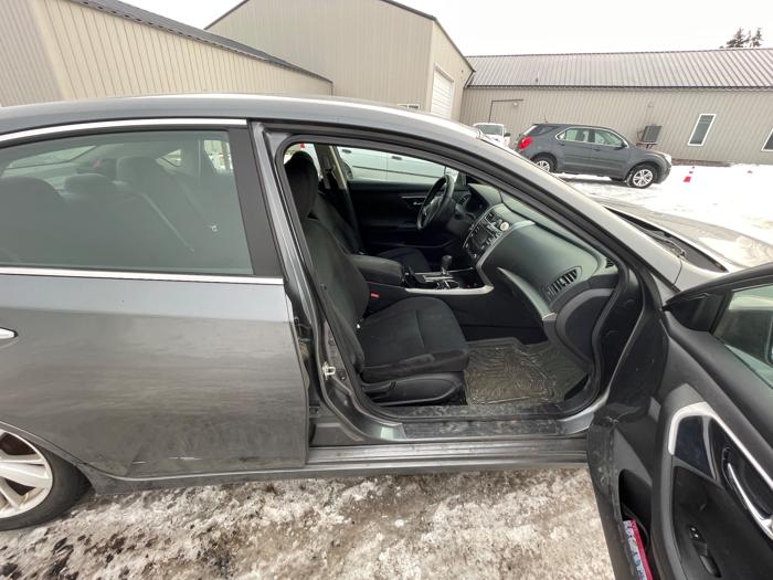 2014 nissan altima 2.5-sl with 263558 miles for sale near elk-river, minnesota 51fe4ef8ee094632ba225911534e2fe3.jpeg