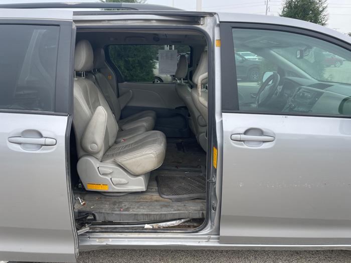 2012 toyota sienna limited-fwd-7-passsenger-v6 with 231545 miles for sale near rochester, minnesota 520bf136c8614ed9b844493f1b36aea1.jpeg