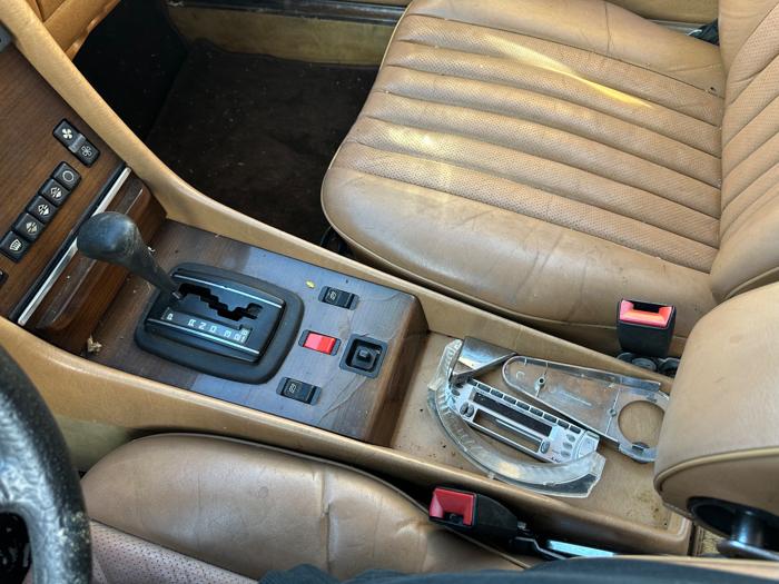 1983 mercedes-benz 380 sl with 104304 miles for sale near elk-river, minnesota 5220b9b09ed04e71b4b19765bf57ae16.jpeg