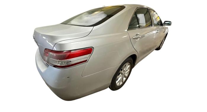 2011 toyota camry xle-v6-6-spd-at with 103555 miles for sale near elk-river, minnesota 522197e8c14a426eb3f63377021fef44.jpg