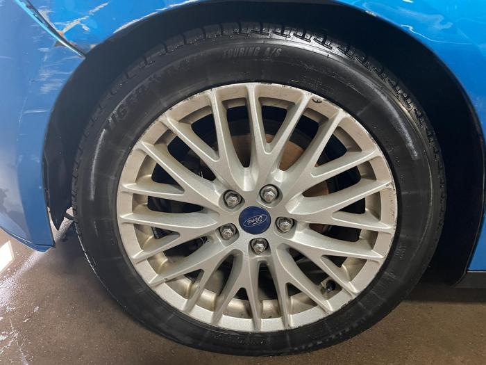 2014 ford focus titanium with 186370 miles for sale near elk-river, minnesota 5257e6f6f39e4b8ebda1584f9f5181c0.jpg