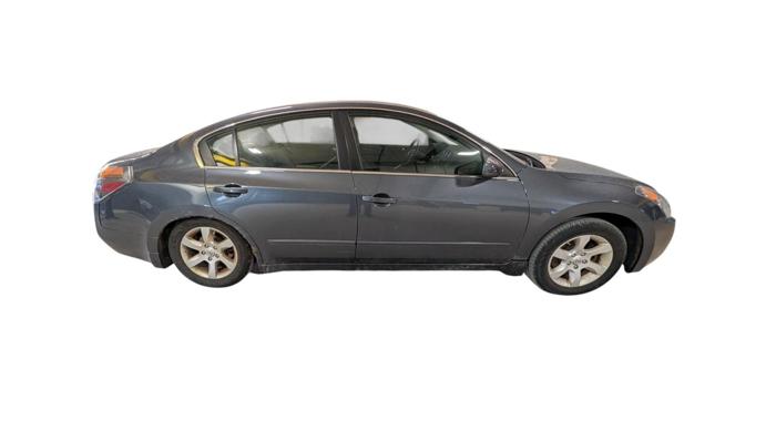 2009 nissan altima 2.5 with 139647 miles for sale near elk-river, minnesota 52658cb4e13746ee898a235854ba50cd.jpg