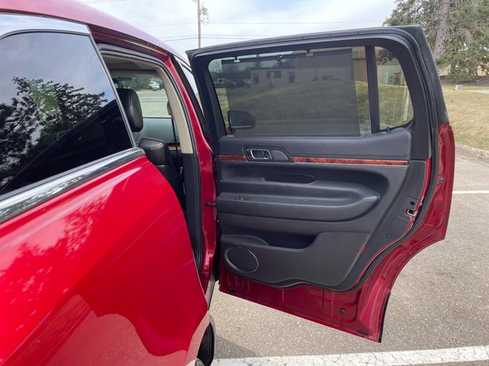 2013 lincoln mkt 3.5l-with-ecoboost-awd with 167000 miles for sale near eden-prairie, minnesota 526b7507479f4fc6be76958a22c8b85f.jpeg