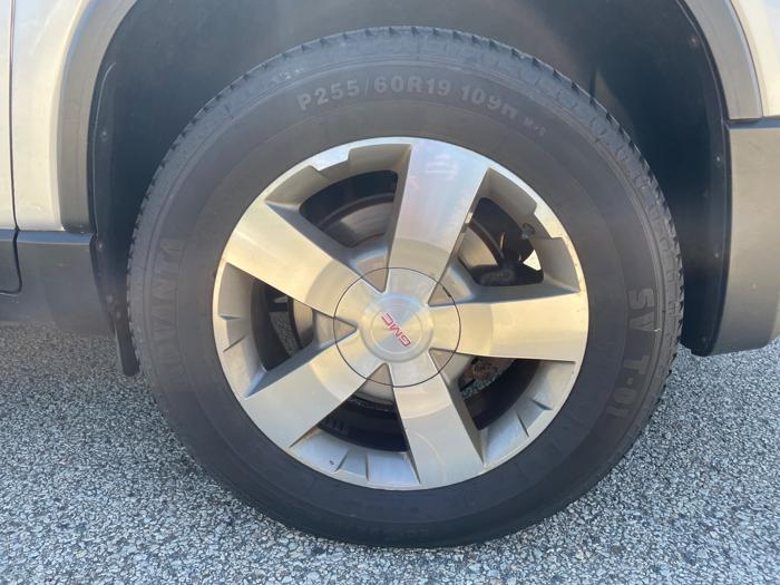 2012 gmc acadia with 171282 miles for sale near burnsville, minnesota 52821bb154f6466694c0f81b234452bb.jpeg