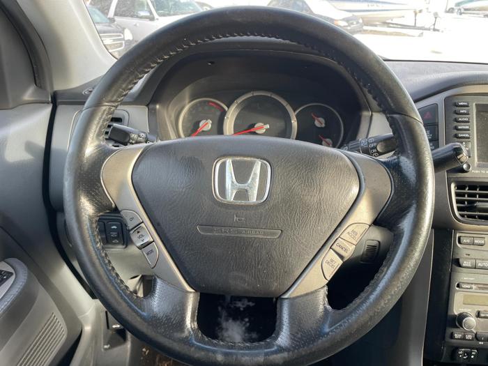 2007 honda pilot ex-l(-with-navi) with 212338 miles for sale near elk-river, minnesota 528e63265b2a48e987f811284c38333f.jpg