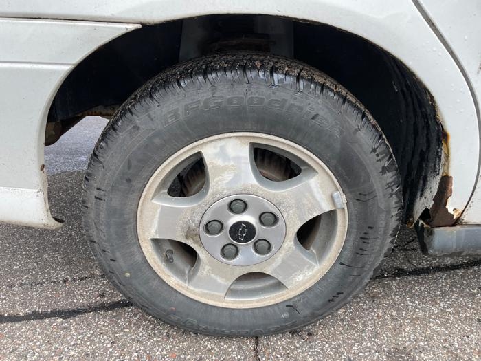 2005 chevrolet classic fleet with 133386 miles for sale near elk-river, minnesota 52b837b4f8bb4f3fb34621916cf7baf4.jpeg