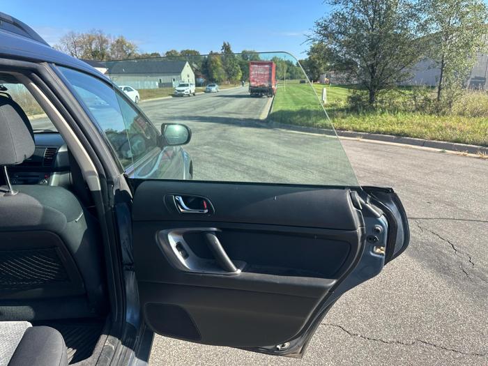 2005 subaru outback 2.5i-wagon with 168221 miles for sale near elk-river, minnesota 52bb123f3b7c4b45907fd5b43cf0db82.jpg