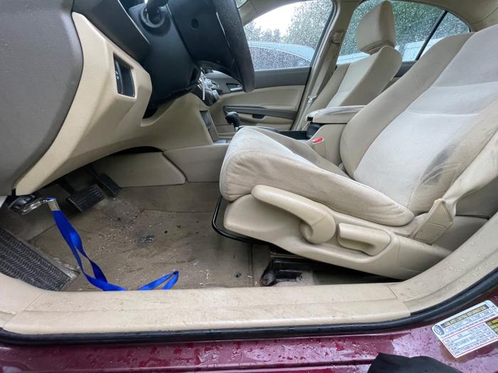 2009 honda accord lx-sedan-at with 194332 miles for sale near elk-river, minnesota 52c640037d0a49b8a4e05ef86e0cb5cf.jpeg