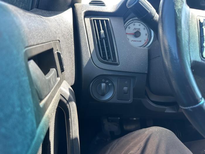 2009 ford focus se-sedan with 199899 miles for sale near elk-river, minnesota 52d7afbcfd2d4d62bb71c81823add13d.jpeg