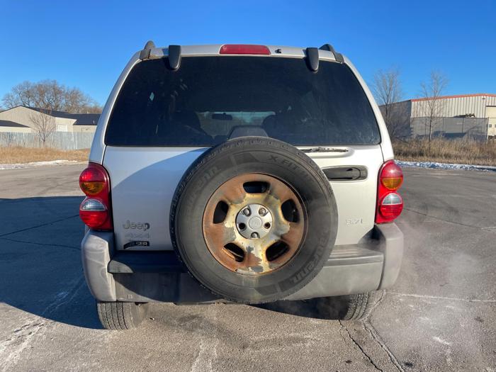 2004 jeep liberty sport with 244012 miles for sale near elk-river, minnesota 52e08b47b7b74b0ab1dcf054b52981f1.jpg