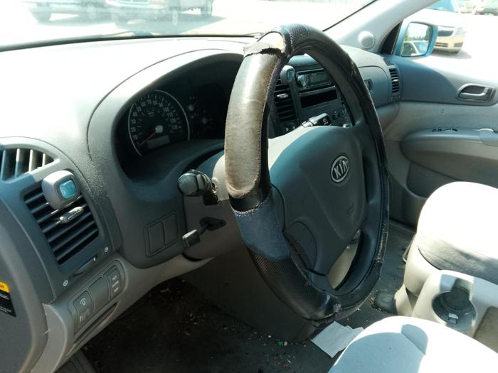 2006 kia sedona with 205890 miles for sale near elk-river, minnesota 52e5f81dbfcc4a84862e71283d773b82.jpg