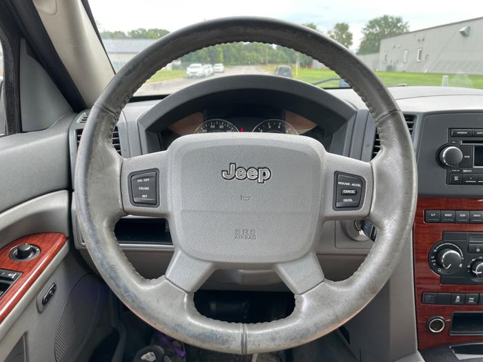 2005 jeep grand-cherokee limited-4wd with 239369 miles for sale near elk-river, minnesota 52ede049ec8b4453a5a9dca116366377.jpeg