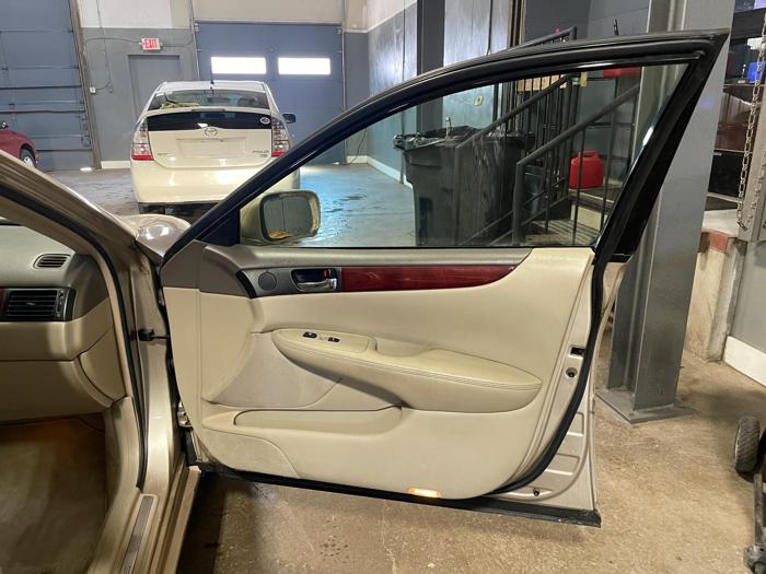2003 Lexus ES 300
