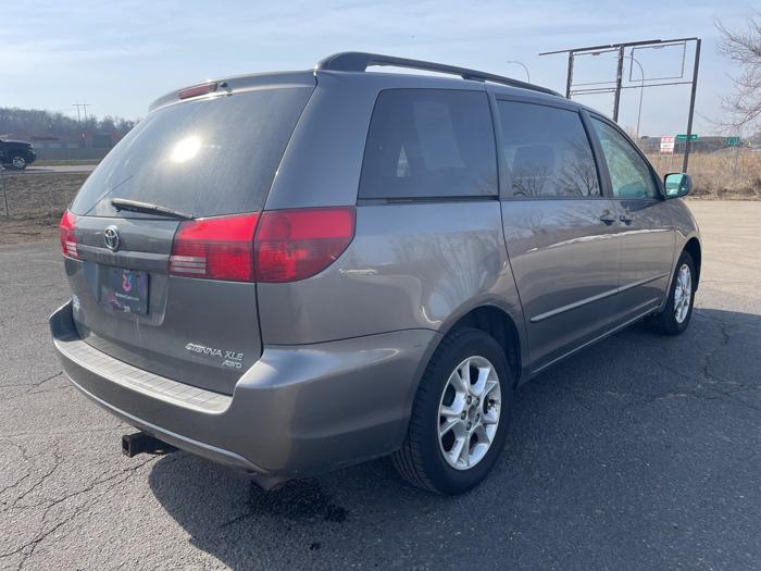 2004 toyota sienna xle-awd with 220628 miles for sale near shakopee, minnesota 5311b232b2e742e9b8549006404ee5c8.jpeg