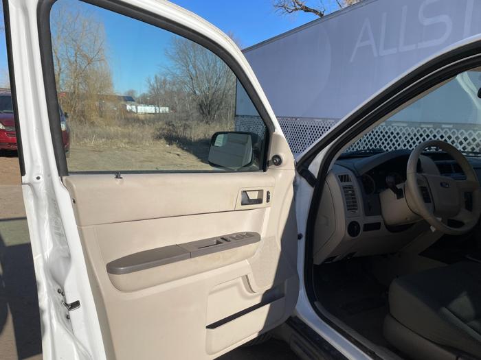 2011 ford escape xls with 113303 miles for sale near elk-river, minnesota 535b41e074934485af8dde89c997c5d3.jpg