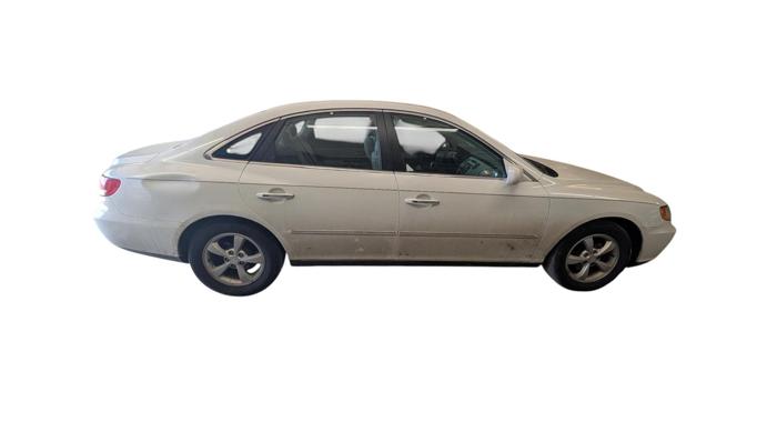 2007 hyundai azera limited with 58071 miles for sale near elk-river, minnesota 5370a9370c0c4b6484f0402a7c96f079.jpg