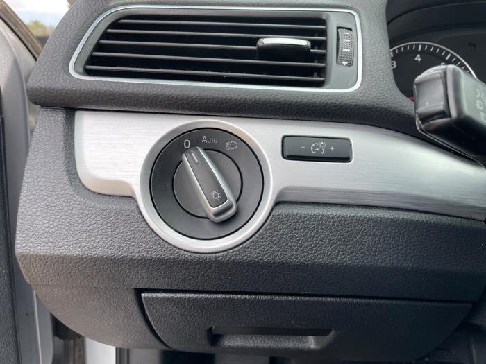 2013 volkswagen passat 2.5l-se-at with 109007 miles for sale near rice, minnesota 53b667aab1c44b7bb62077446d274893.jpeg