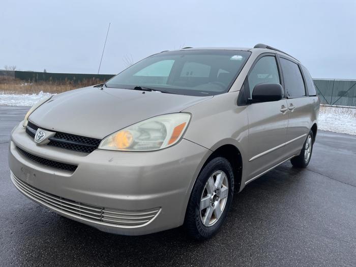 2004 toyota sienna le,ce with 177599 miles for sale near elk-river, minnesota 53ce825a043246eea311db98e0d9e684.jpg
