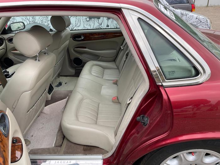 1998 jaguar xj-sedan xj8 with 122279 miles for sale near elk-river, minnesota 53cf849838c74a658e84ac8224c7d7d8.jpg