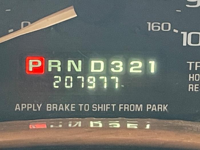 2002 chevrolet express 1500-cargo with 207977 miles for sale near elk-river, minnesota 53d778bd79244631bd35078c7f6e2098.jpeg