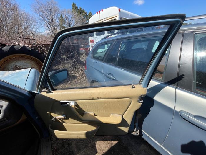 1980 mercedes-benz w123 for sale near columbus, minnesota 53dab43623384acc808f05da5007e7cf.jpeg