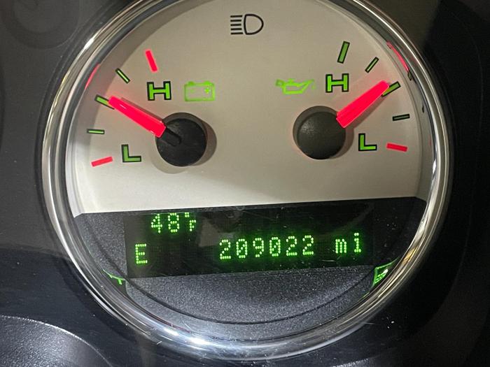 2006 ford f-150 sel with 209022 miles for sale near elk-river, minnesota 53dc8acee3c142faaa898e693c0a6a81.jpg