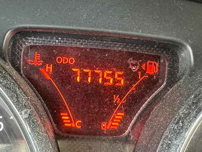 2014 nissan versa-note s with 77755 miles for sale near elk-river, minnesota 53f4ab42b6b94af69bd0d9545cc2c562.jpg